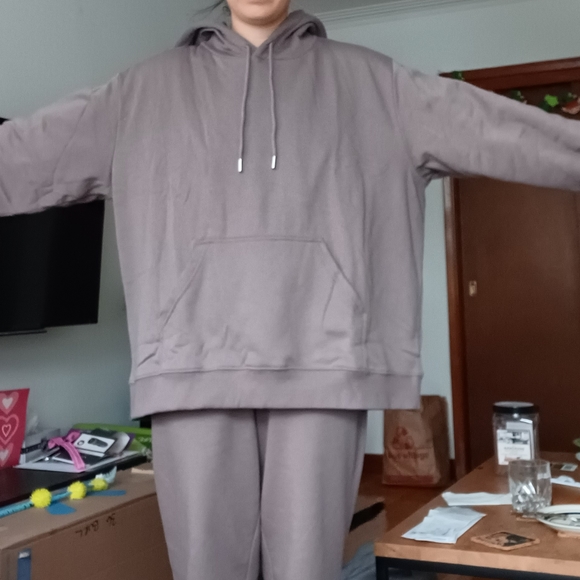 🆕️NWT H&M Hoodie in 'Dark Taupe', Size XL - Picture 12 of 16